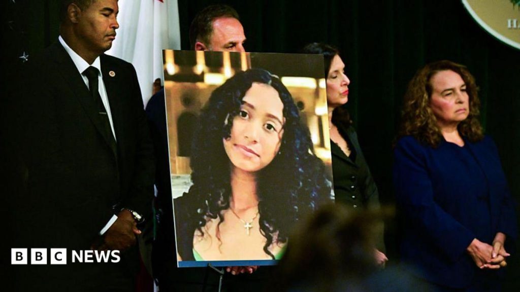 Texts reveal 14-year-old allegedly murdered by singer D4vd had pregnancy and abortion Texts reveal 14-year-old allegedly murdered by singer D4vd had pregnancy and abortion